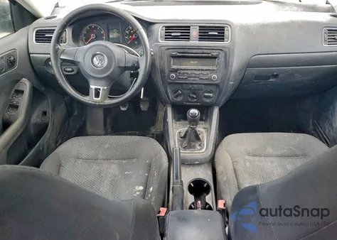 2014 Volkswagen Jetta Base z USA, uszkodzony, nr VIN 3VW1K7AJXEM366595